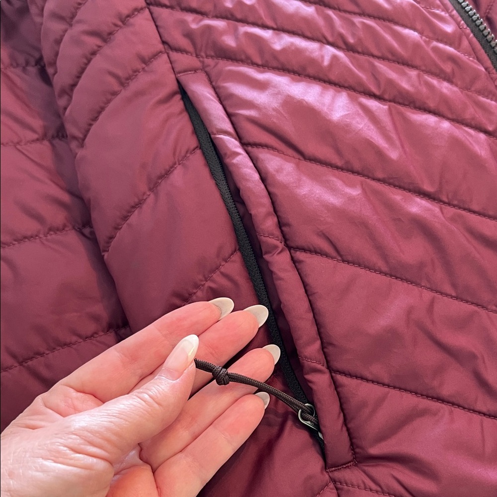 The North Face Women's Maroon Reversible Jacket Size XXL EUC - Picture 9 of 12
